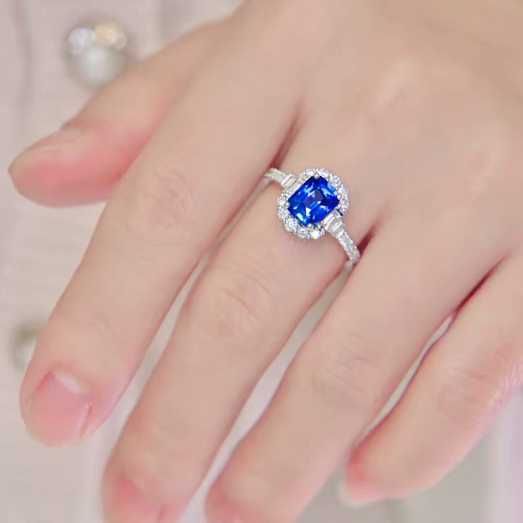 18K蓝宝石戒指