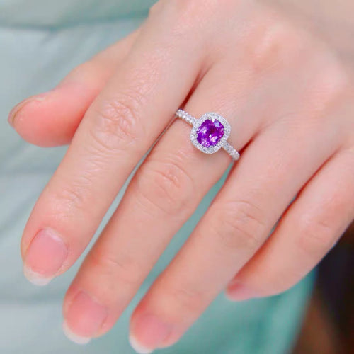 18K紫蓝宝石戒指