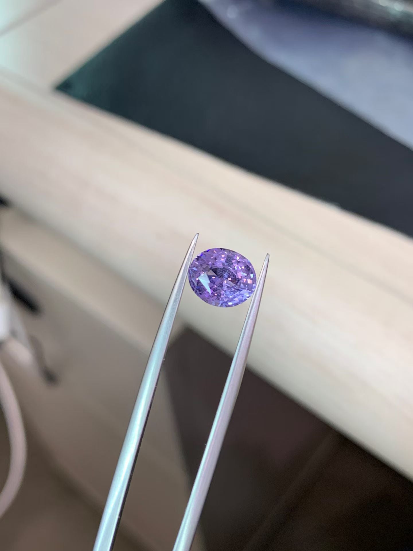2.26克拉椭圆薰衣草尖晶石