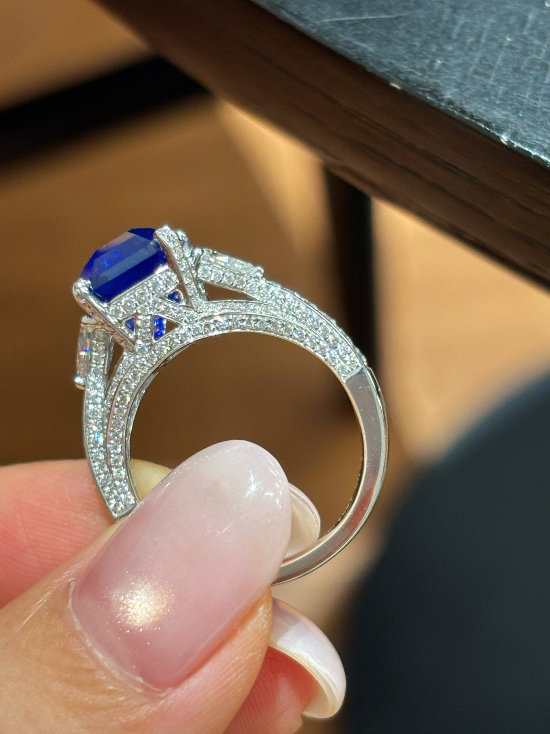 高级别皇家蓝蓝宝石戒指💍经典三石款